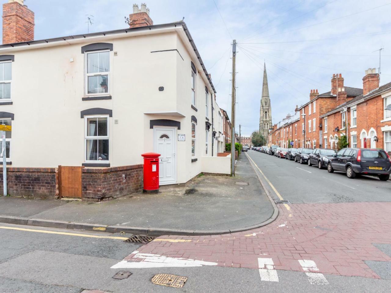 Northfield Street, Worcester City Centre - Guest Homes Eksteriør bilde